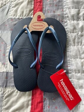 Havaianas Dark Blue Slim Flip Flops